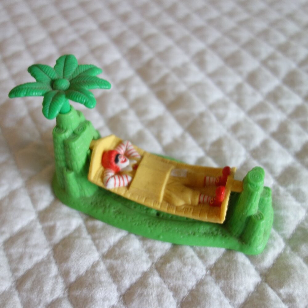 Vtg McDonalds Ronald on Hammock under Palm Tree – 1996 Happy Meal Toy